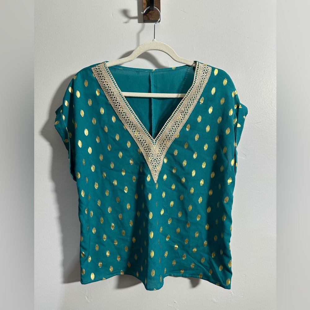 SHEIN Women's M Teal Gold Short Sleeve‎ Lightweight V-Neck Blouse | SKU 0969